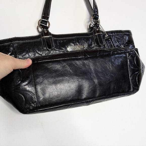 Coach Black Signature Patent Leather Shoulder Bag - Picture 4 of 12